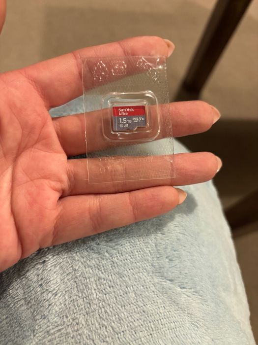 Карта памет 1.5 TB