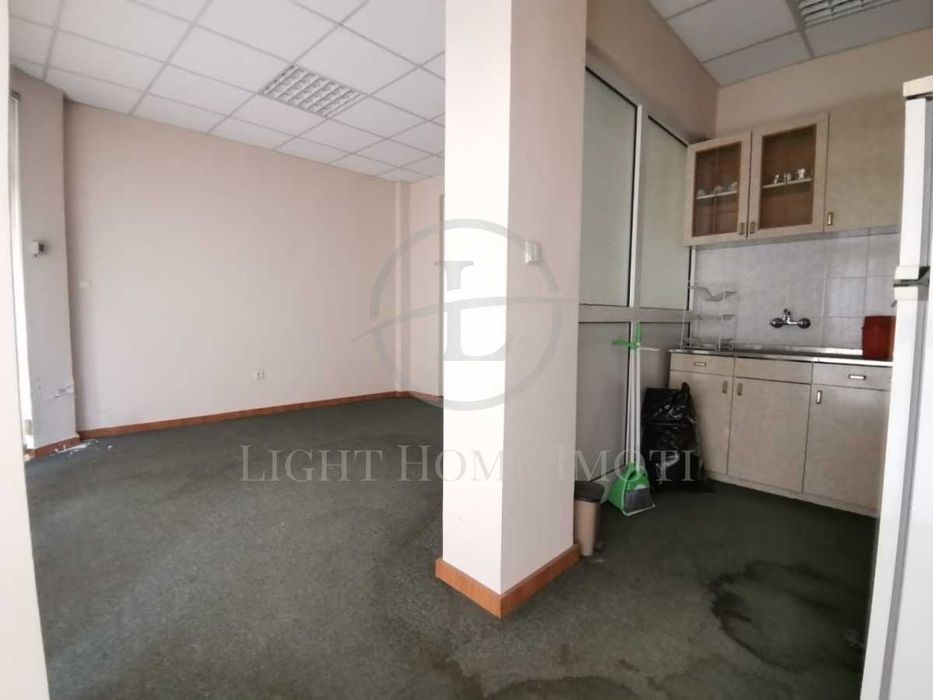 Продава се Многостаен апартамент в Пловдив, Кършияка - 220 кв.м за 1500 €/кв.м - Снимка #2