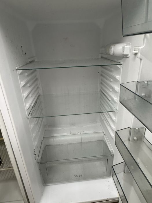 Хладилиник sharp