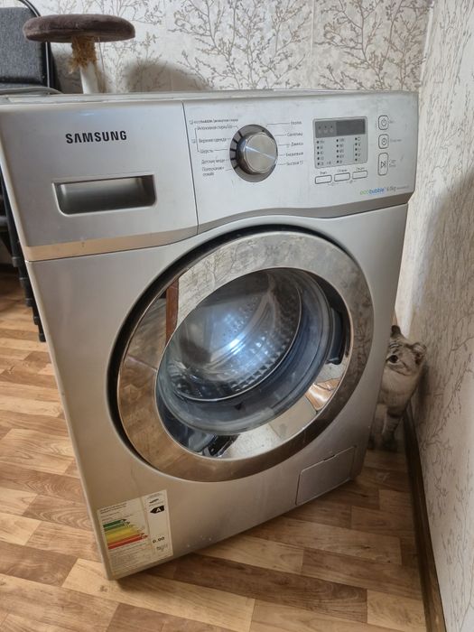 Продам стиральную машину