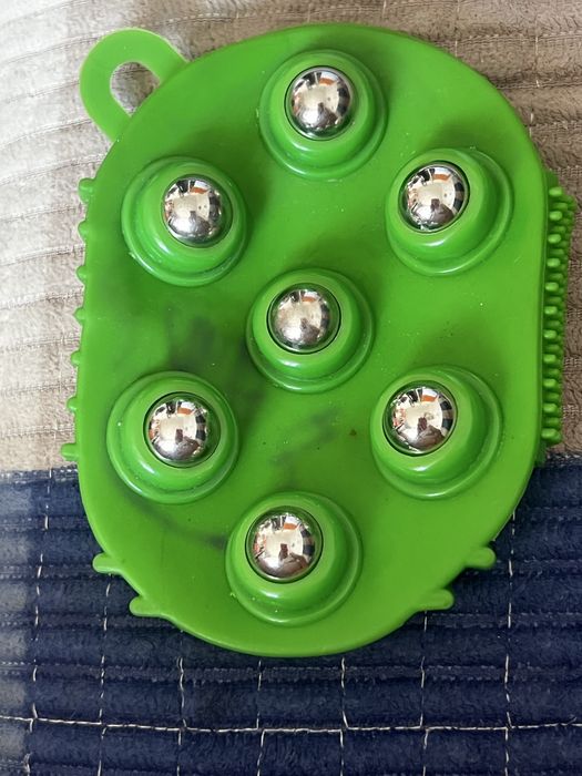 Продам ручной массажер за 500т