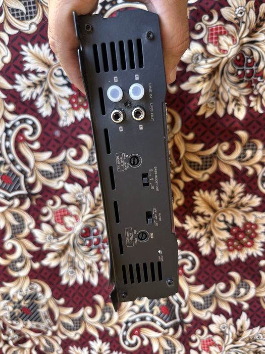 KENWood 500W uslitir sotiladi