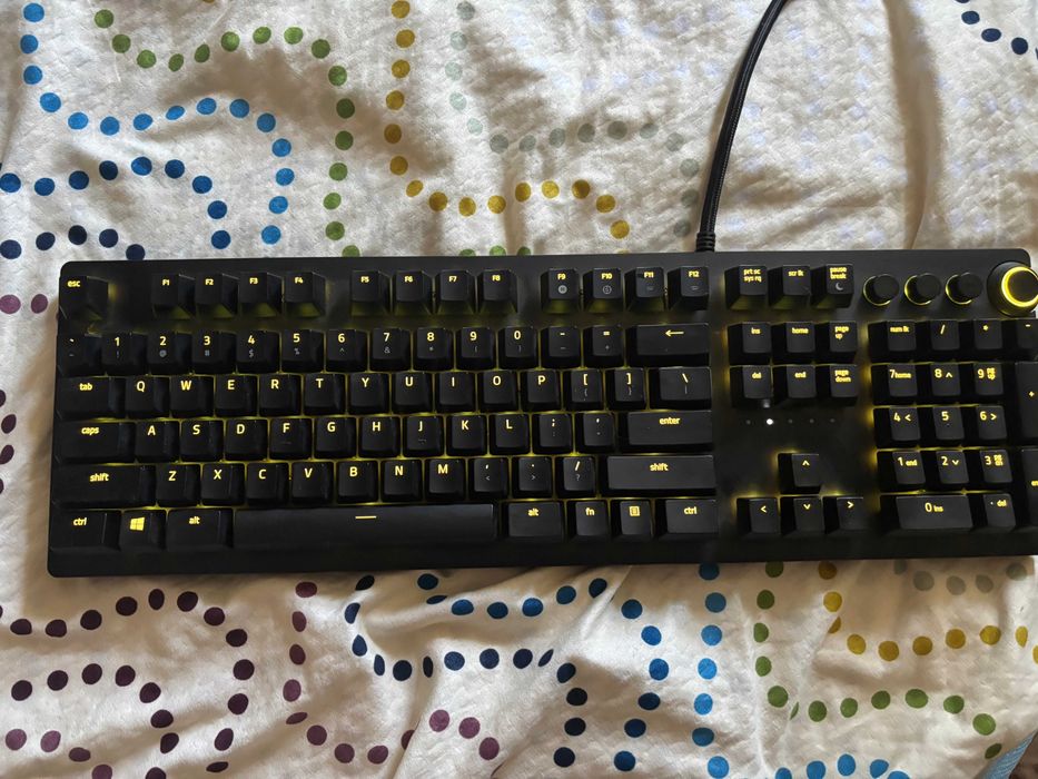 Геймърска клавиатура Razer Huntsman Elite, черен - RZ03-01870100-R3M1