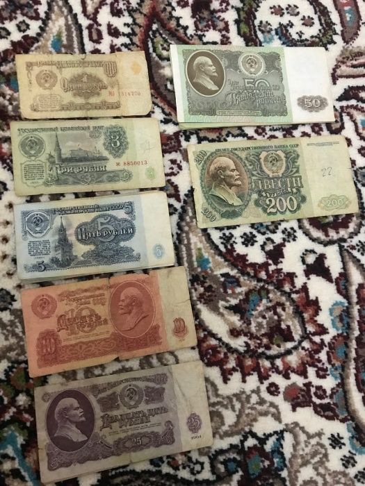 Продам монеты рубли купоны