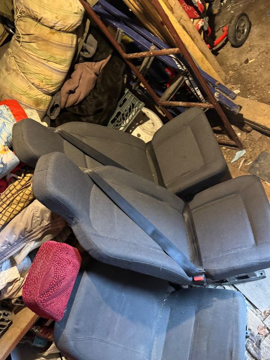 Продам сиденья на уаз