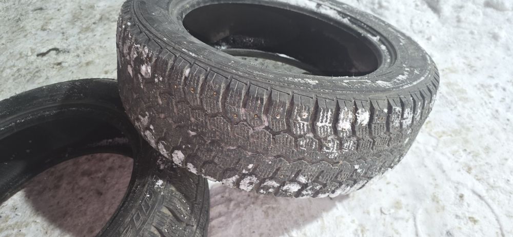 Продаю пару б/у баллонов