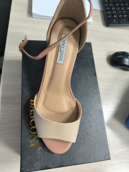 Босоножки женские