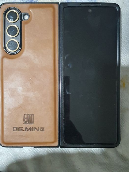 Samsung galaxy z fold 5