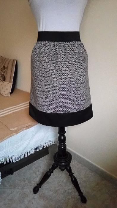fusta noua cu talia pe elastic