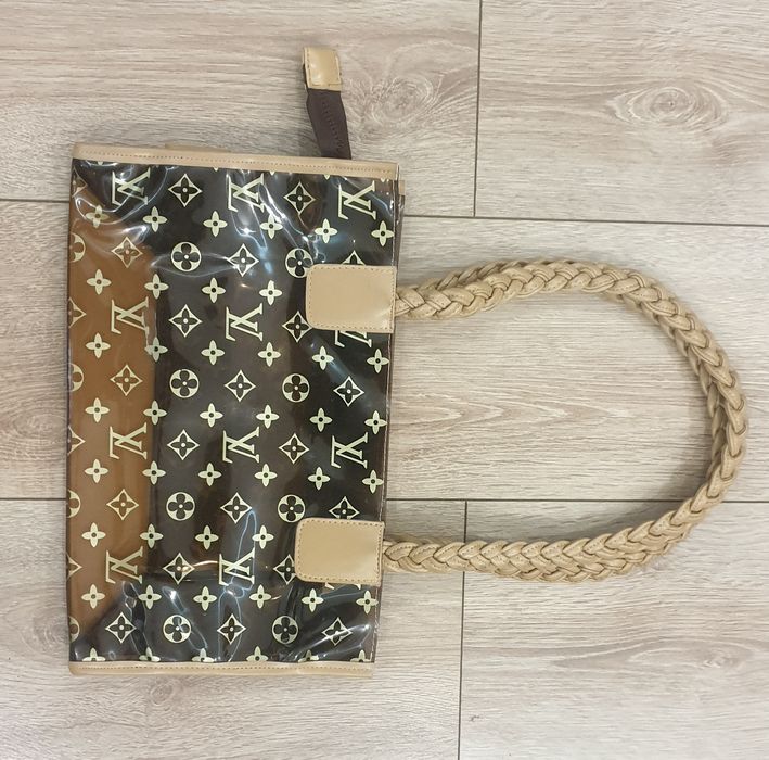 Geanta de umar Louis Vuitton