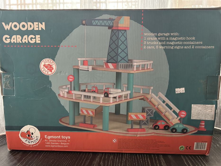 Garaj din lemn cu macara si vehicule, Egmont toys, 2-3 ani