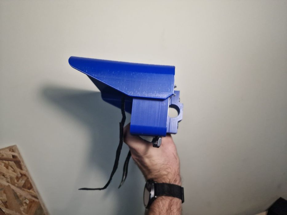 Стойка за навигация гармин монтана 710