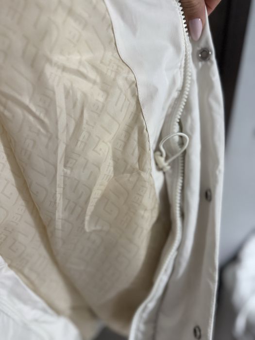 Зимно яке Guess размер С