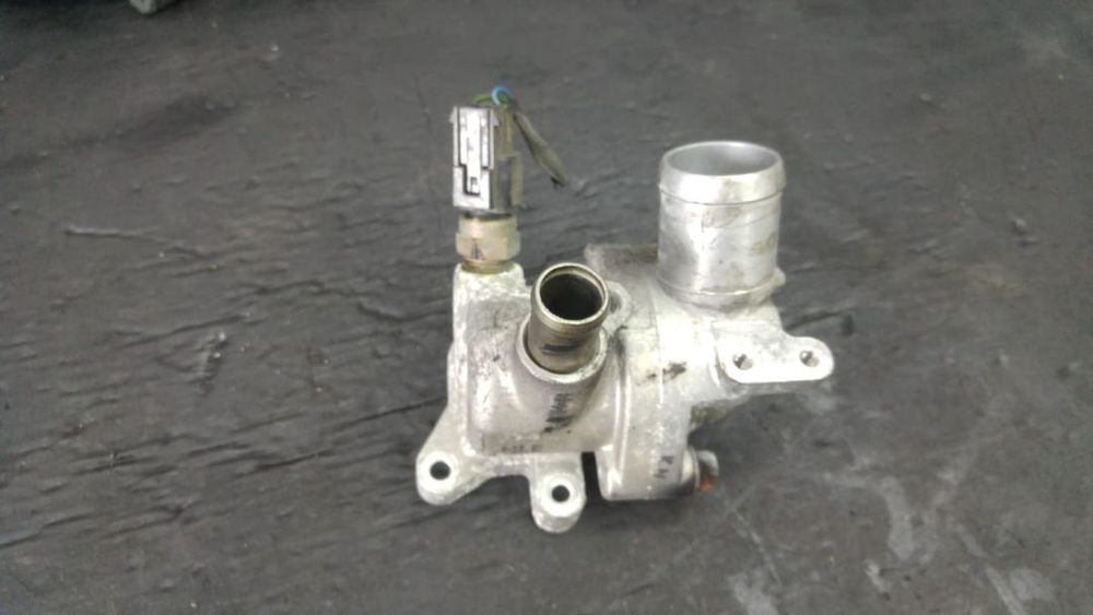 corp carcasa termostat 1.4 crdi d4fc hyundai ix20