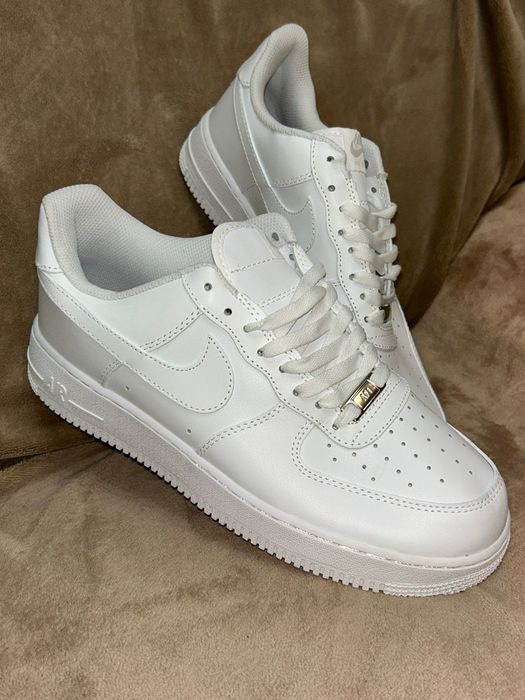 Nike air force white