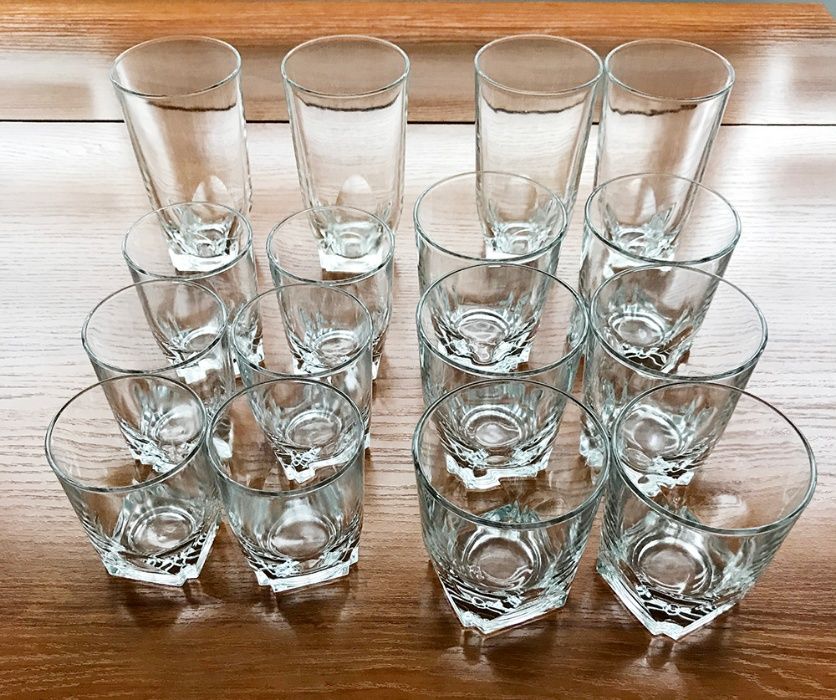 Комплект стъклени чаши - 16 части