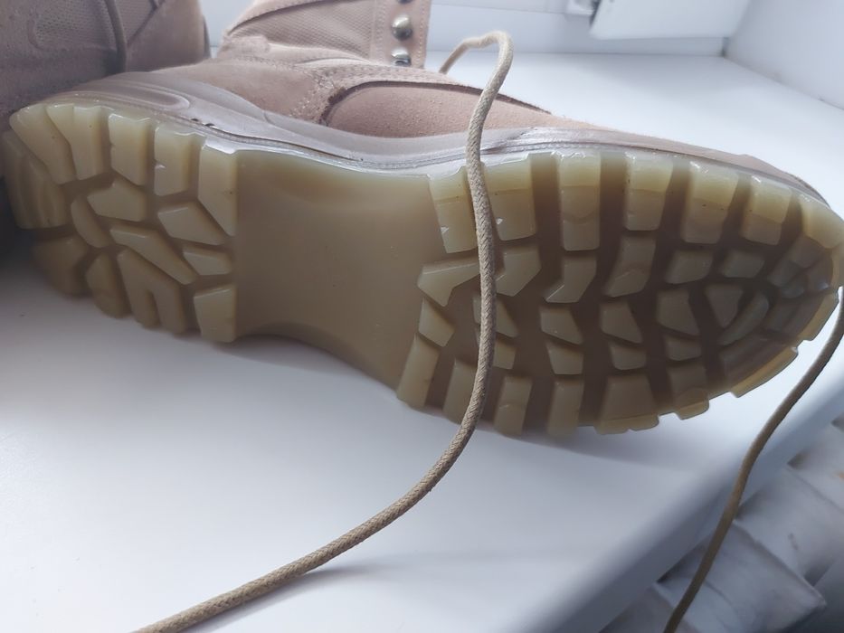 Продам берцы летние желтые