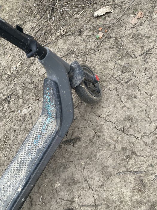 Vand trotinetă   Mai multe detali in privat