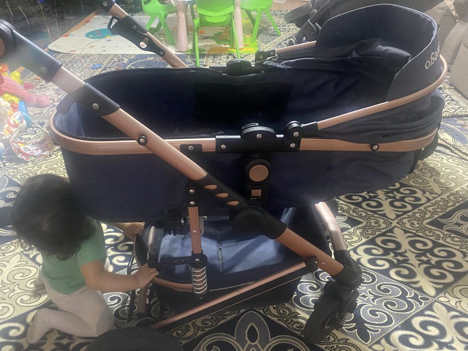 Две детская коляска