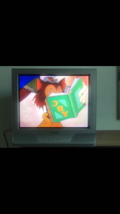 Отлично работещ телевизор Samsung кинескоп от по новите модели