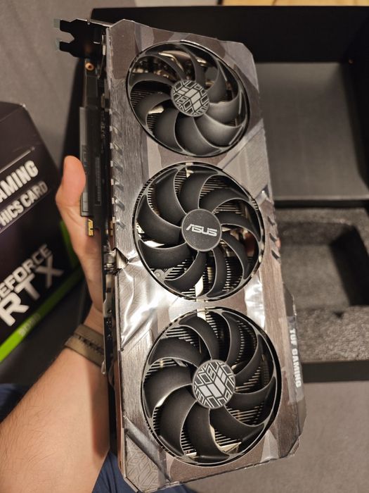 Placă video rtx 3090 24gb ASUS TUF GAMING OC, nefolosită, folii pe ea