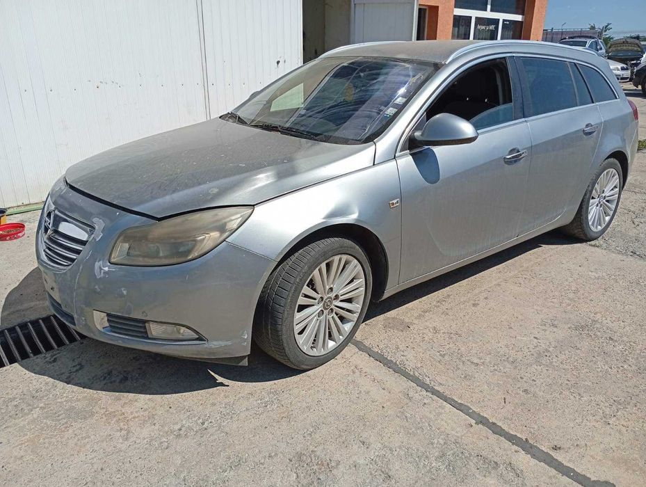 OPEL INSIGNIA 2.0cdti 131к.с. и 160к.с. 2011година автомат на части...