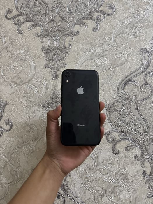 Iphone x xs xr se sotiladi