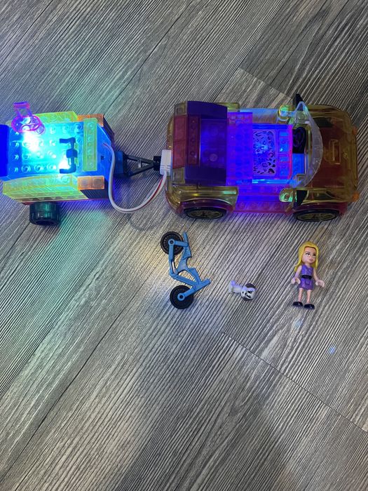 Лего набор «Машина»