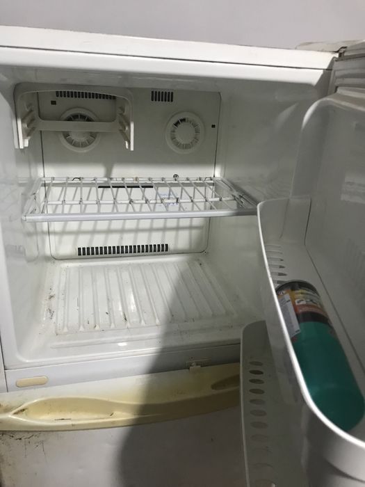 Холодильник LG рабочий