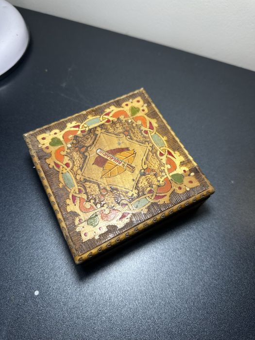 Сигаретница рукаделная