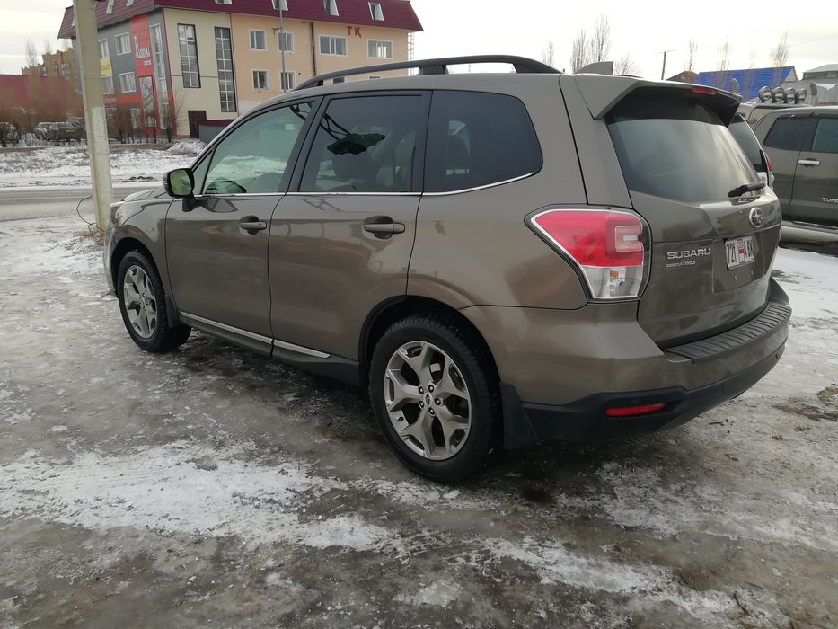 Субару форестер 2016