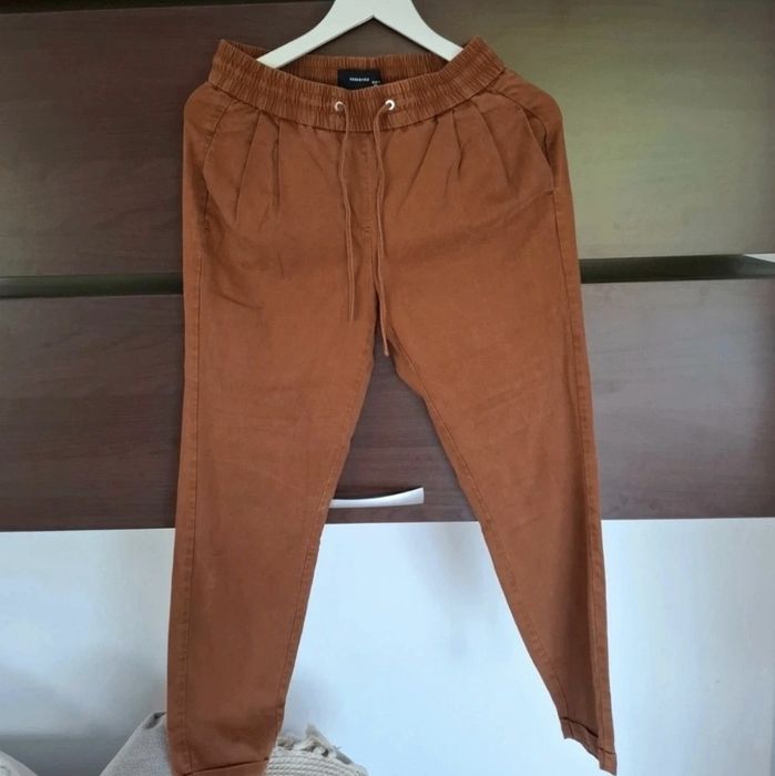 Pantaloni dama Reserved S