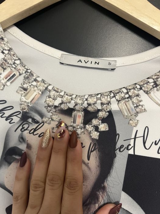 Avin Alessa Дрехи тениски