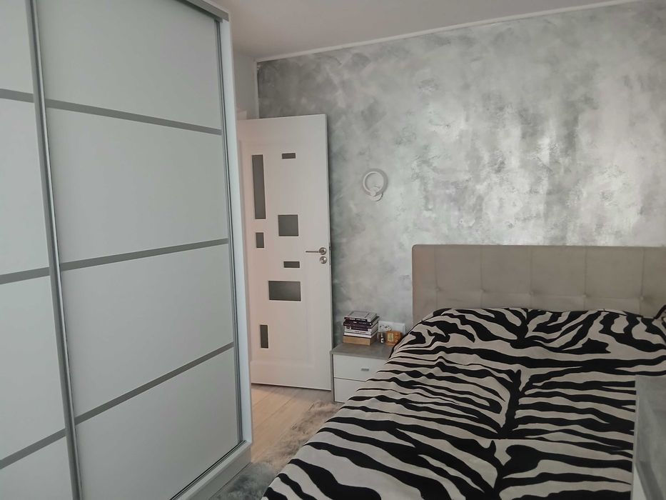 Apartament 3 camere de vinzare