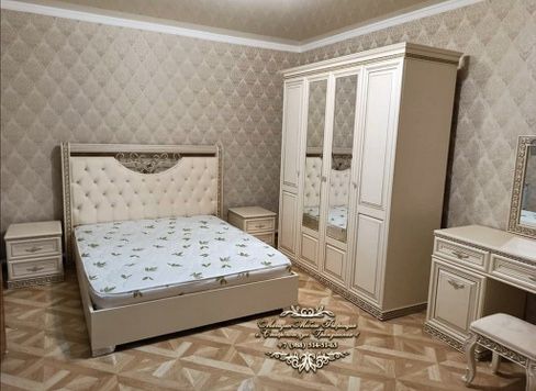 Продам спальный гарнитур «Берта»