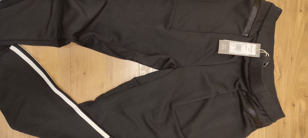 Adidas Адидас нови обувки