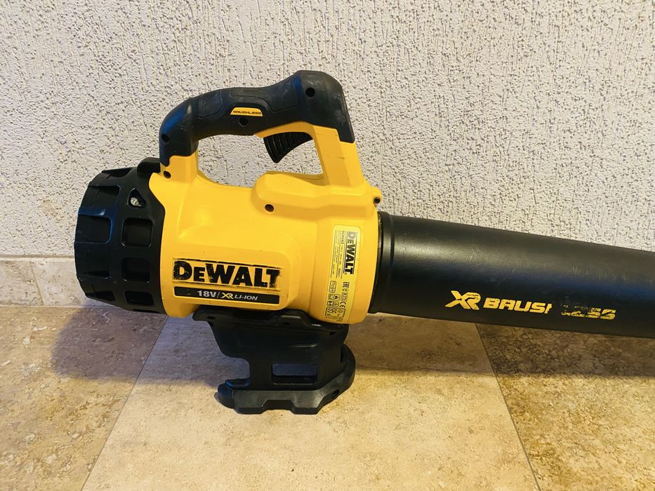 Dewalt duflanta frunze DCM 562