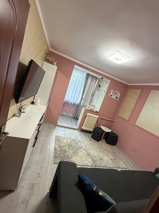 Apartament 2 camere decomandat, et1 Rogerius