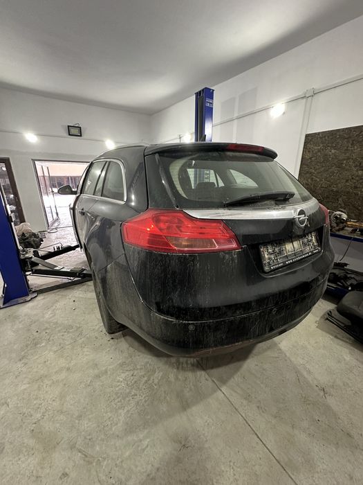 Opel insignia НА ЧАСТИ