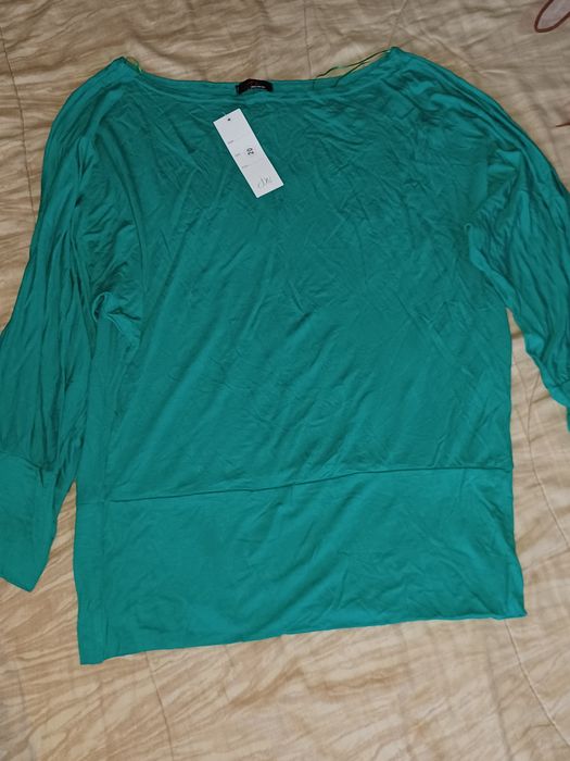 Две дамски блузи