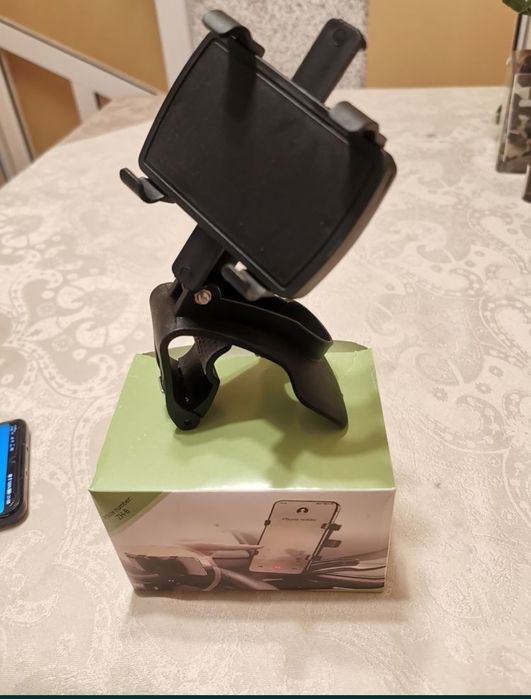 Качествена стойка за телефон-универсална 2 броя.  (поставка) за кола