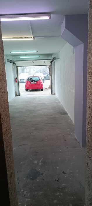 Дава се под наем Гараж / Паркомясто в София, Люлин 3 - 32 кв.м за 153 € - Снимка #1