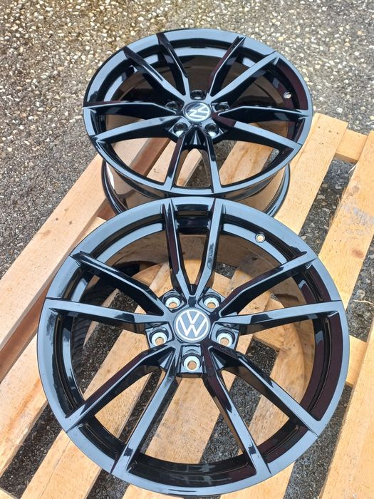 17 Vw Poteria Piano Black 7.5j et40 Golf Tiguan Passat Touran Чисто Н.