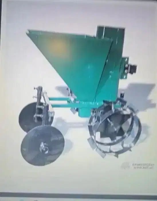 Plantator cartofi pentru motocultor NOU
