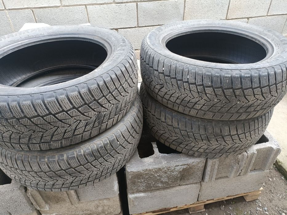 Продам зимные шины