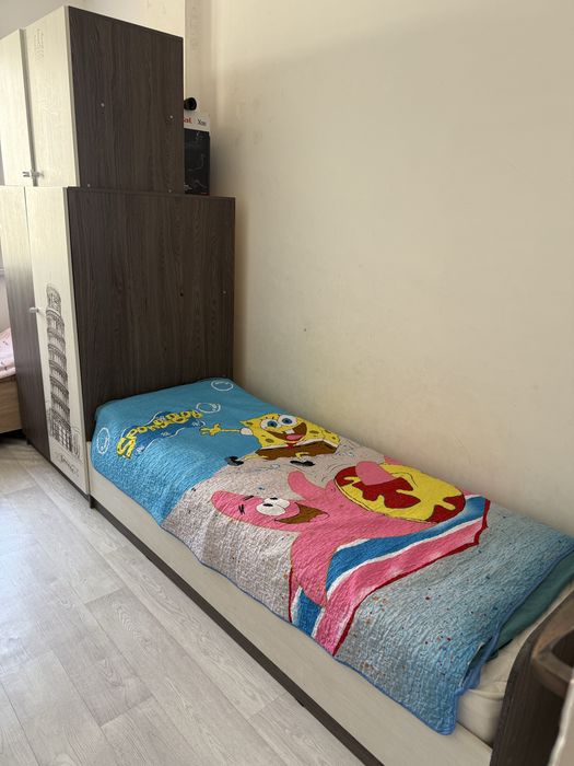 Детская мебель .шкаф + 2 кровати