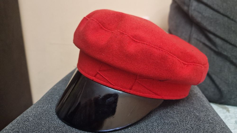 Шапка RB червена