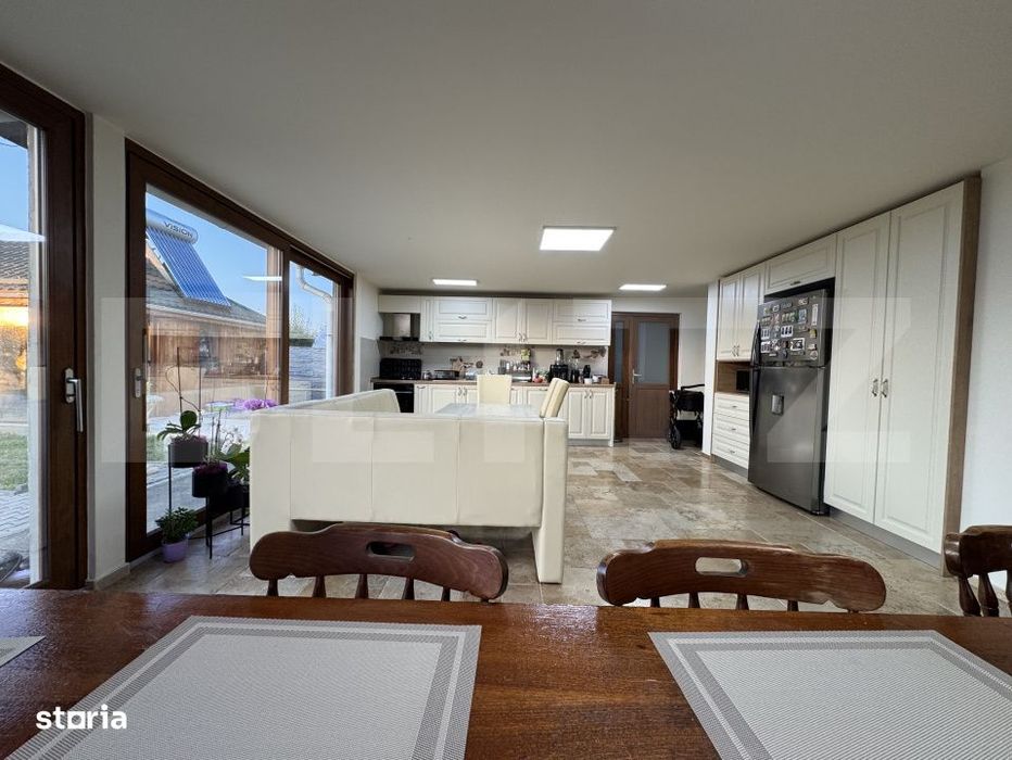 Casa P+E1+M, 255 mp utili, piscina, toate utilitatile, Braniste