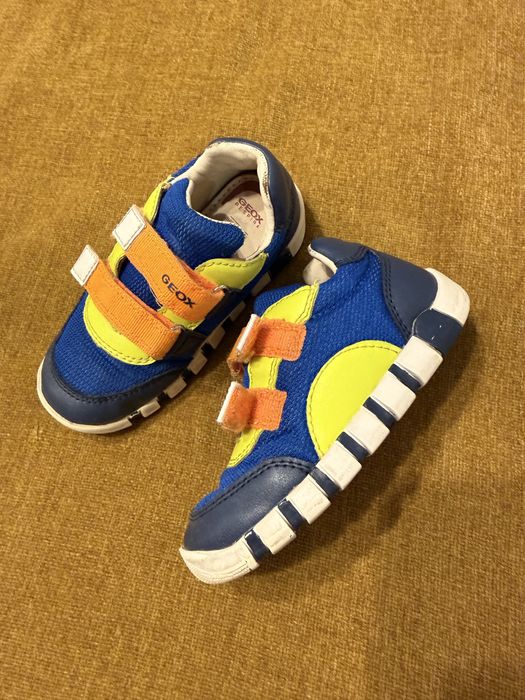 Pantofi Geox, marimea 25