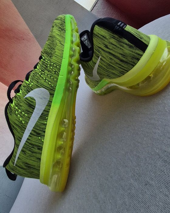 Маратонки Nike Air Max Flyknit